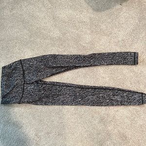 Size 4 OR size 2 lululemon leggings